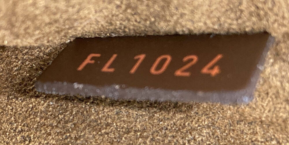 Louis Vuitton Pochette Saint #197556L10B - Picture 6 of 6